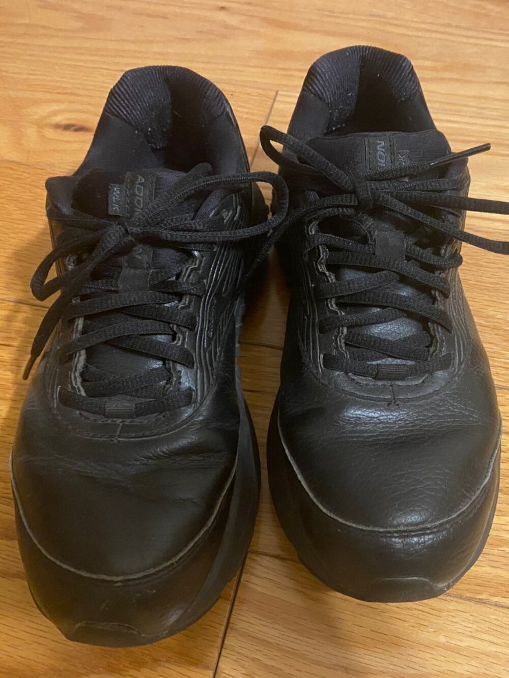 Brooks Addiction Walker Shoes